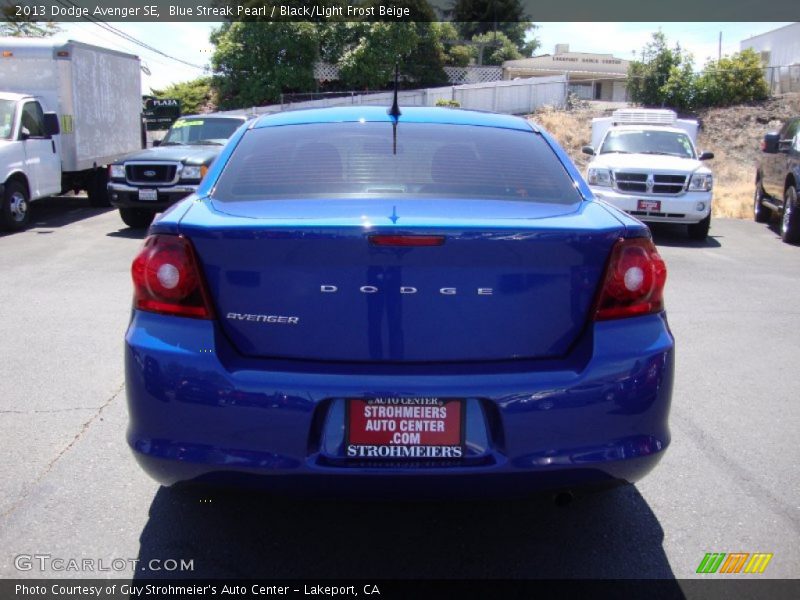 Blue Streak Pearl / Black/Light Frost Beige 2013 Dodge Avenger SE