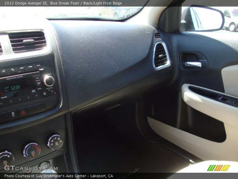 Blue Streak Pearl / Black/Light Frost Beige 2013 Dodge Avenger SE