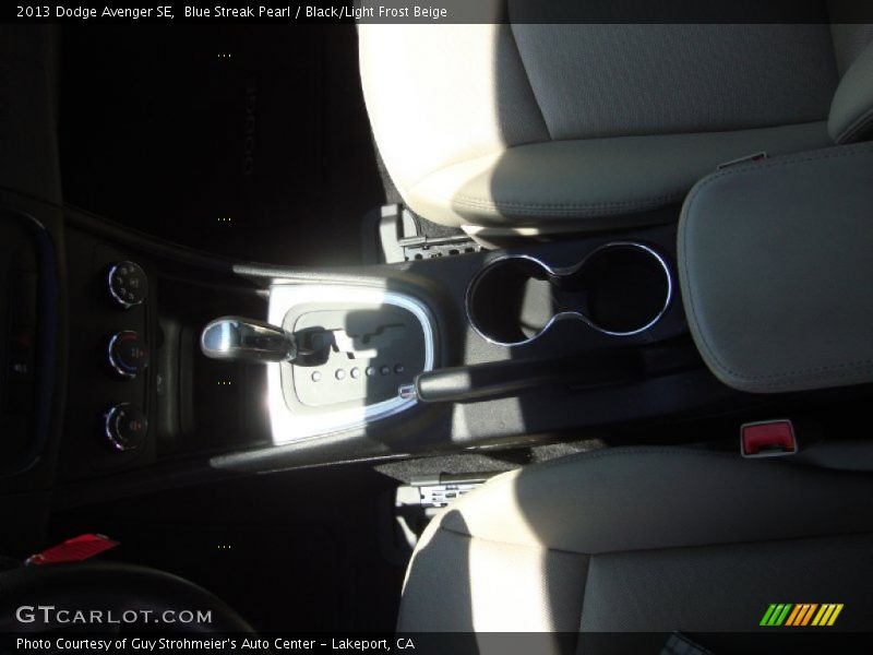 Blue Streak Pearl / Black/Light Frost Beige 2013 Dodge Avenger SE