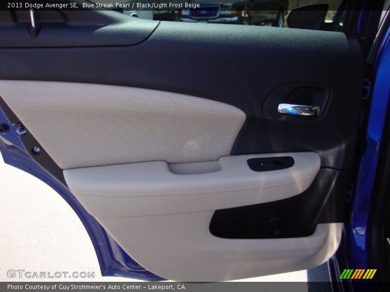 Blue Streak Pearl / Black/Light Frost Beige 2013 Dodge Avenger SE