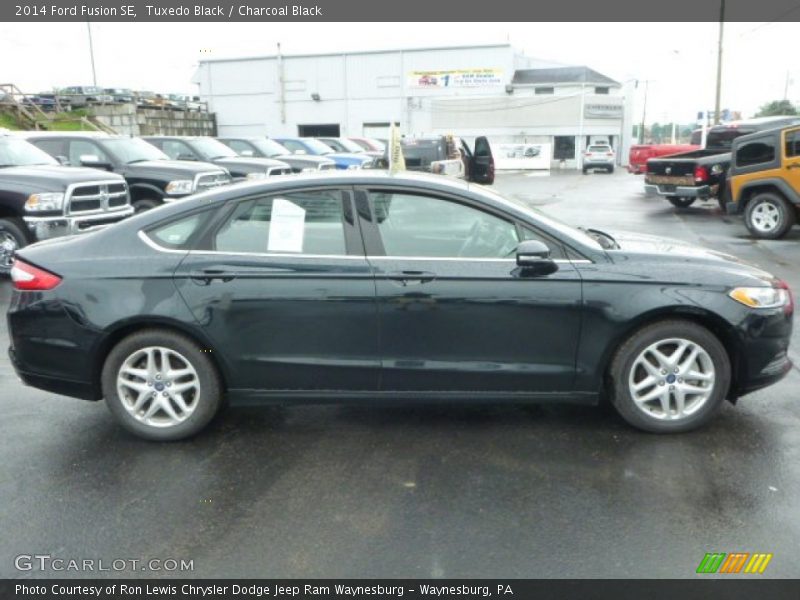 Tuxedo Black / Charcoal Black 2014 Ford Fusion SE