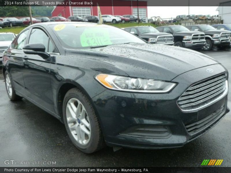 Tuxedo Black / Charcoal Black 2014 Ford Fusion SE