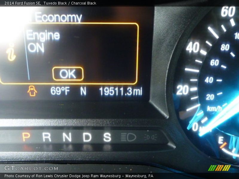 Tuxedo Black / Charcoal Black 2014 Ford Fusion SE