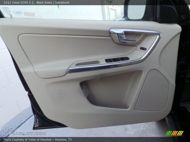Black Stone / Sandstone 2013 Volvo XC60 3.2
