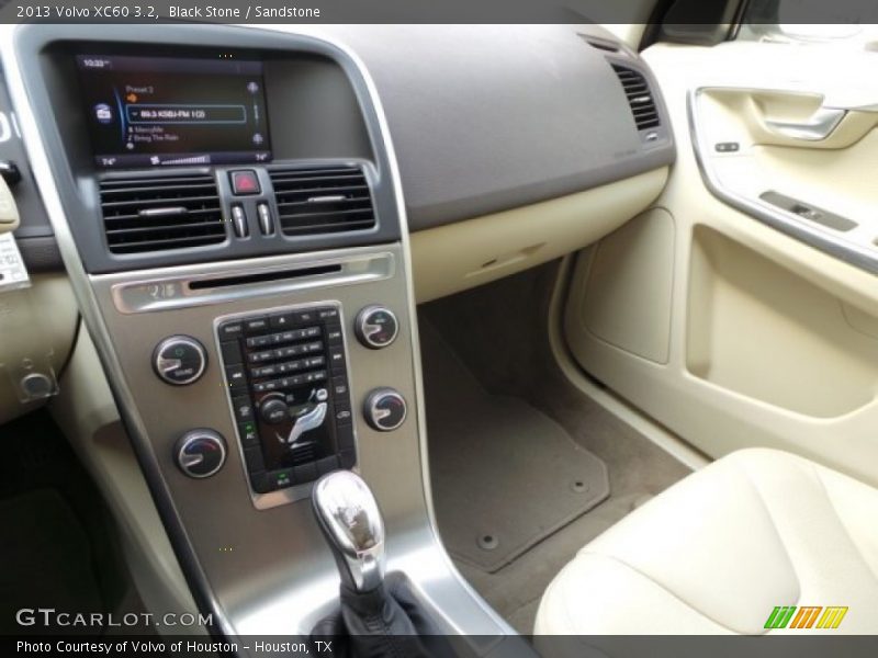 Black Stone / Sandstone 2013 Volvo XC60 3.2