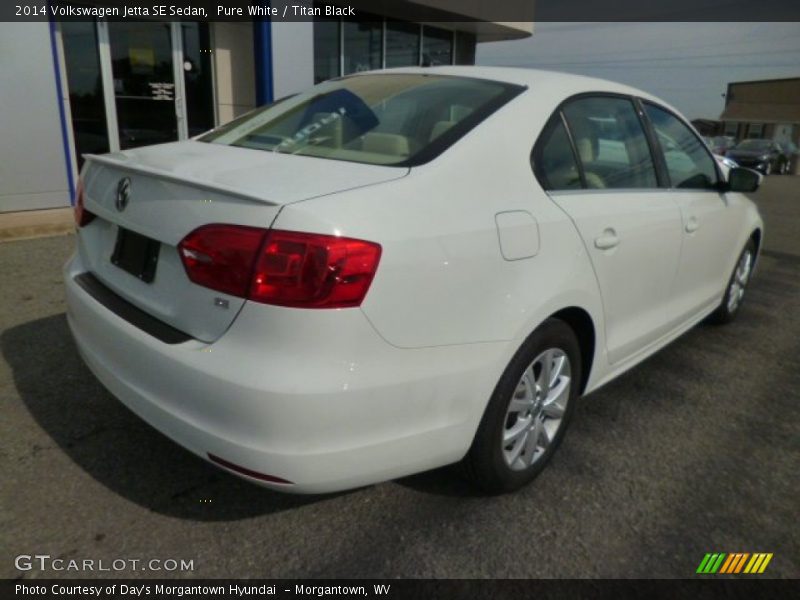 Pure White / Titan Black 2014 Volkswagen Jetta SE Sedan