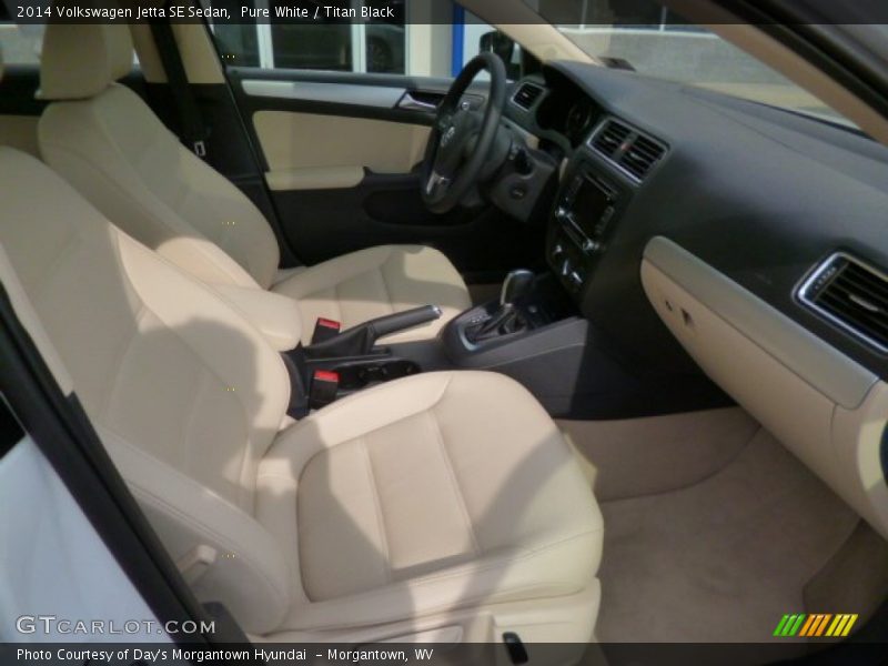 Pure White / Titan Black 2014 Volkswagen Jetta SE Sedan