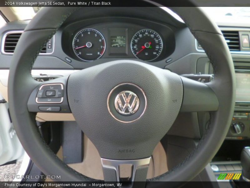 Pure White / Titan Black 2014 Volkswagen Jetta SE Sedan