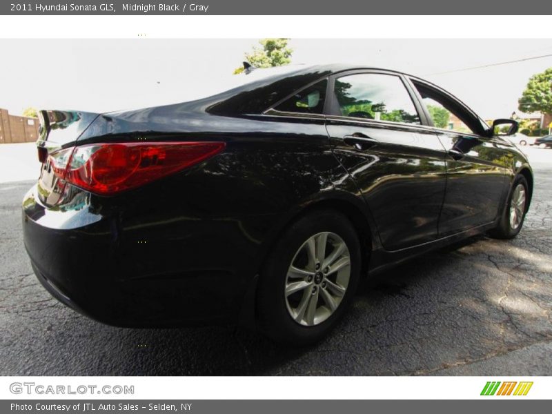 Midnight Black / Gray 2011 Hyundai Sonata GLS