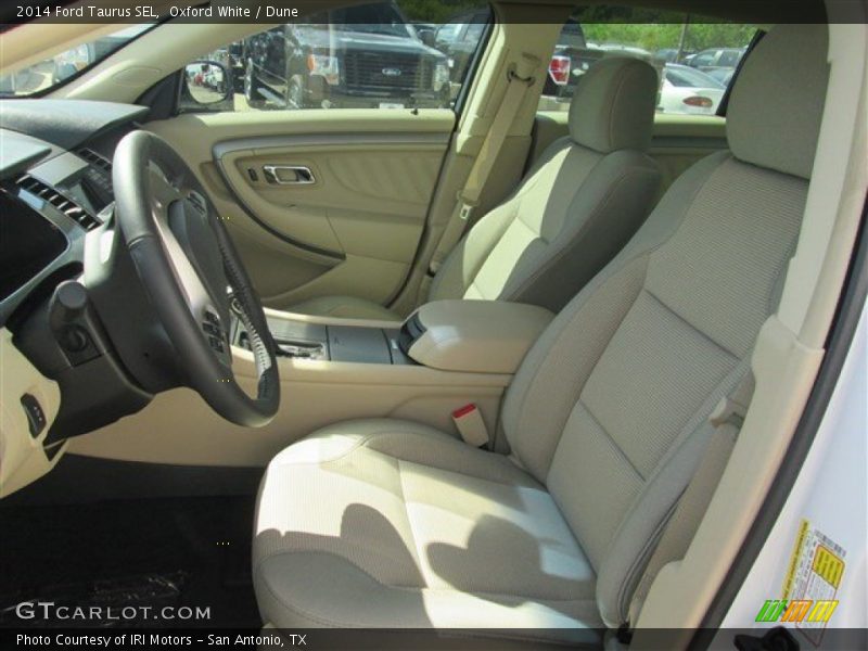 Oxford White / Dune 2014 Ford Taurus SEL
