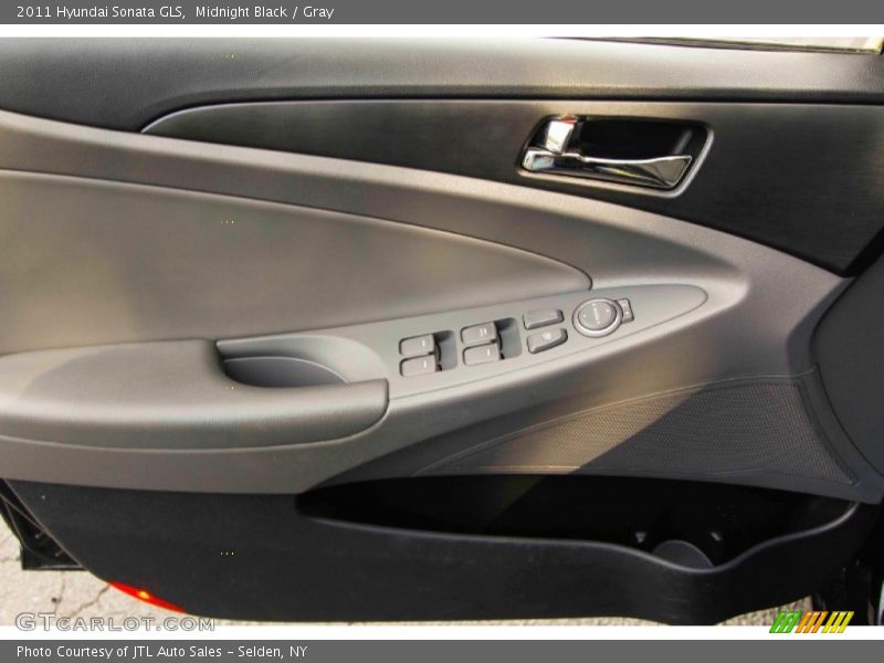 Midnight Black / Gray 2011 Hyundai Sonata GLS