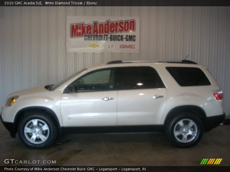 White Diamond Tricoat / Ebony 2010 GMC Acadia SLE