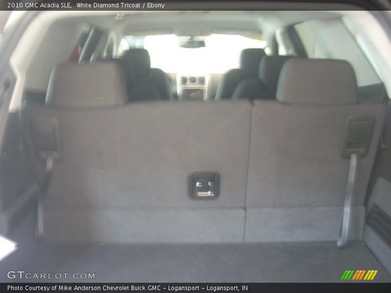 White Diamond Tricoat / Ebony 2010 GMC Acadia SLE