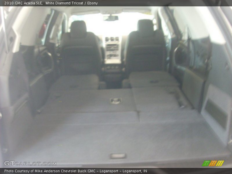 White Diamond Tricoat / Ebony 2010 GMC Acadia SLE