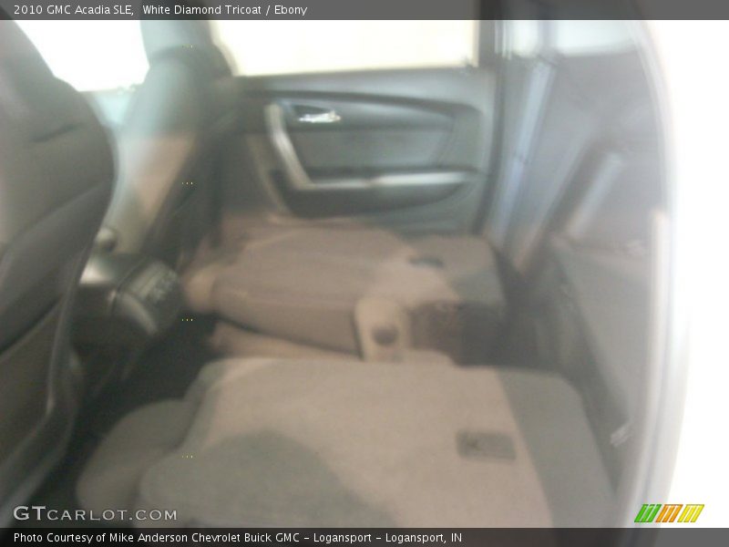 White Diamond Tricoat / Ebony 2010 GMC Acadia SLE