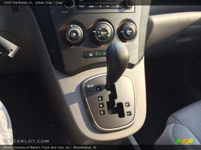 Urban Gray / Gray 2007 Kia Rondo LX