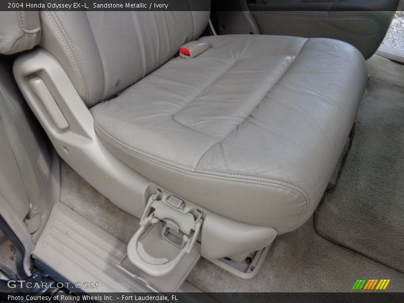 Sandstone Metallic / Ivory 2004 Honda Odyssey EX-L
