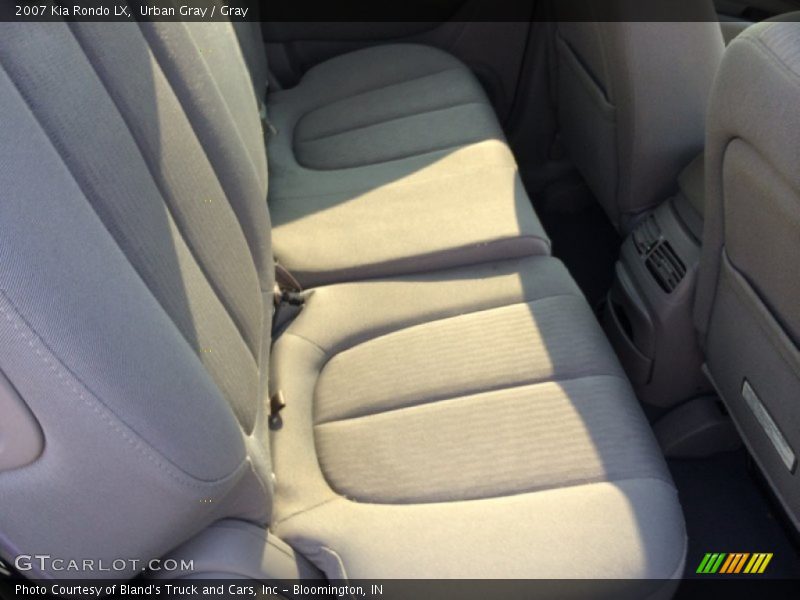 Urban Gray / Gray 2007 Kia Rondo LX