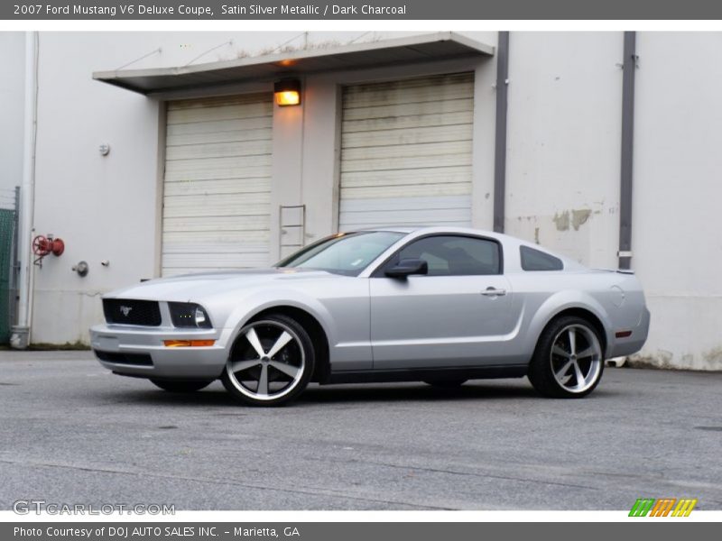 Satin Silver Metallic / Dark Charcoal 2007 Ford Mustang V6 Deluxe Coupe