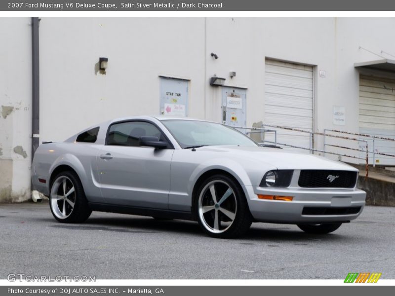 Satin Silver Metallic / Dark Charcoal 2007 Ford Mustang V6 Deluxe Coupe
