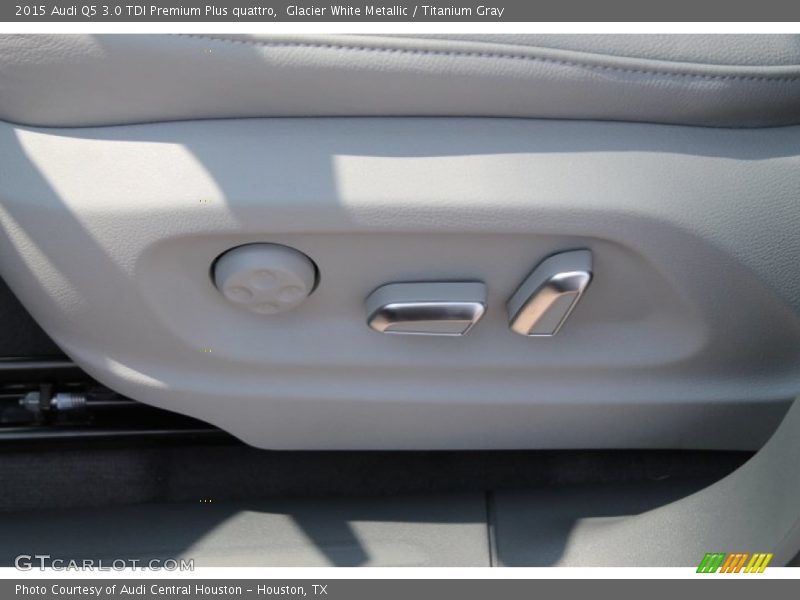 Glacier White Metallic / Titanium Gray 2015 Audi Q5 3.0 TDI Premium Plus quattro