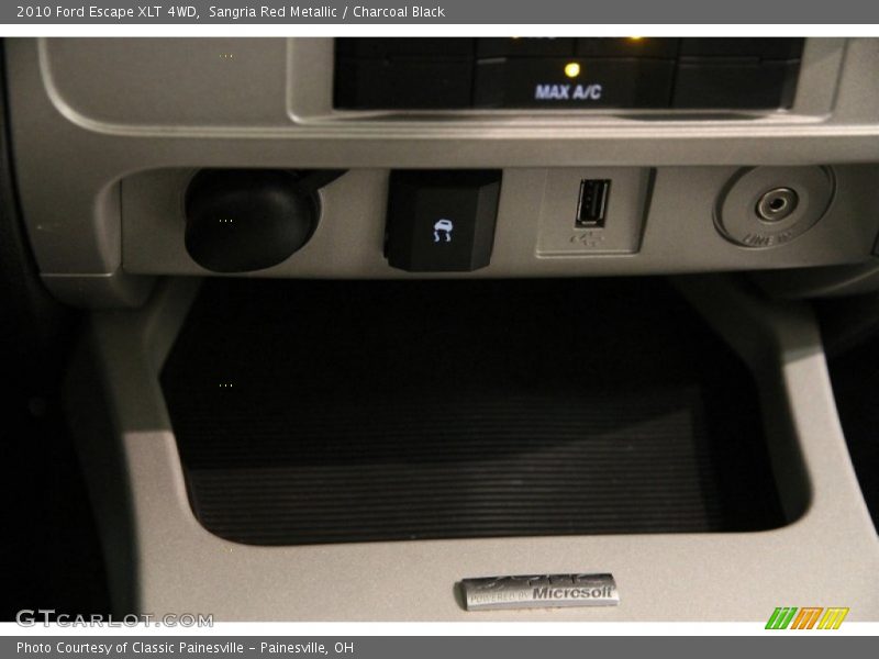 Sangria Red Metallic / Charcoal Black 2010 Ford Escape XLT 4WD