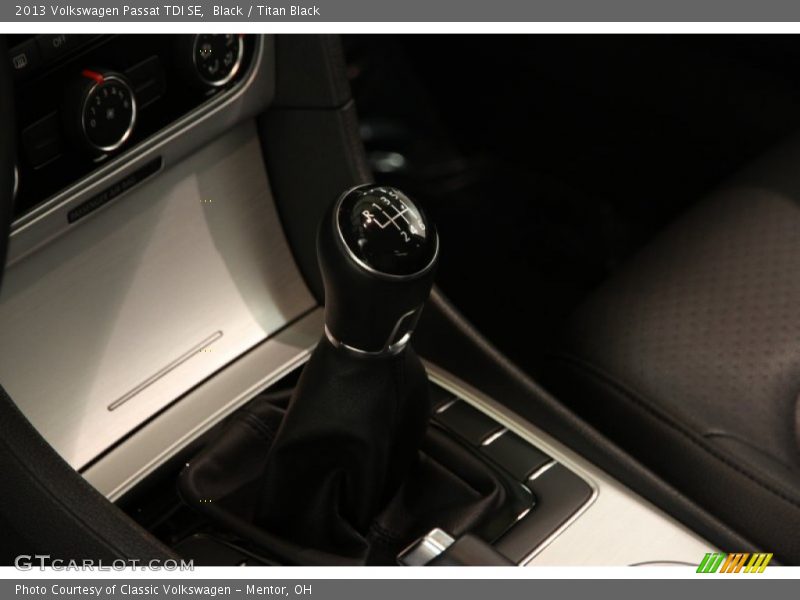 Black / Titan Black 2013 Volkswagen Passat TDI SE