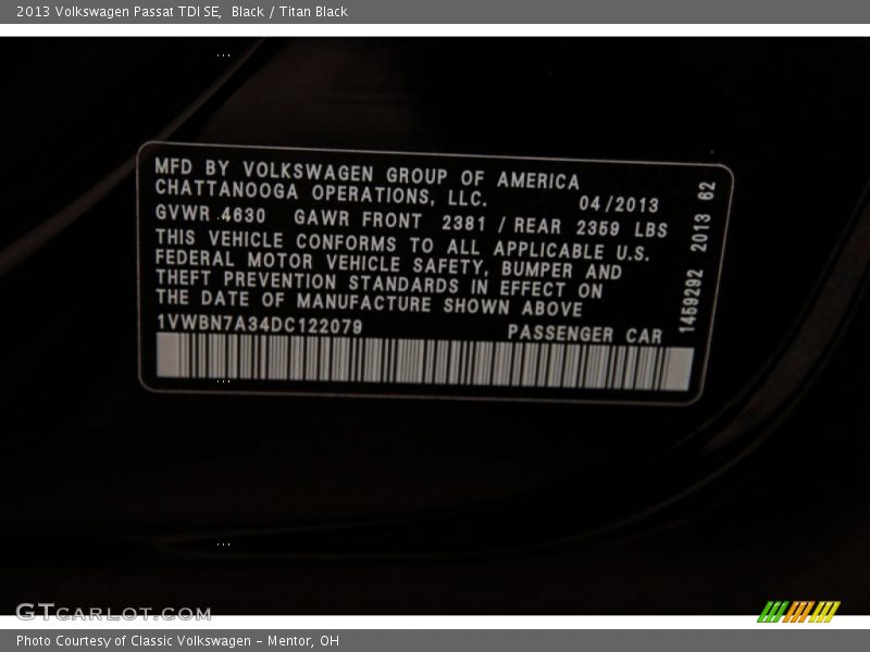 Black / Titan Black 2013 Volkswagen Passat TDI SE