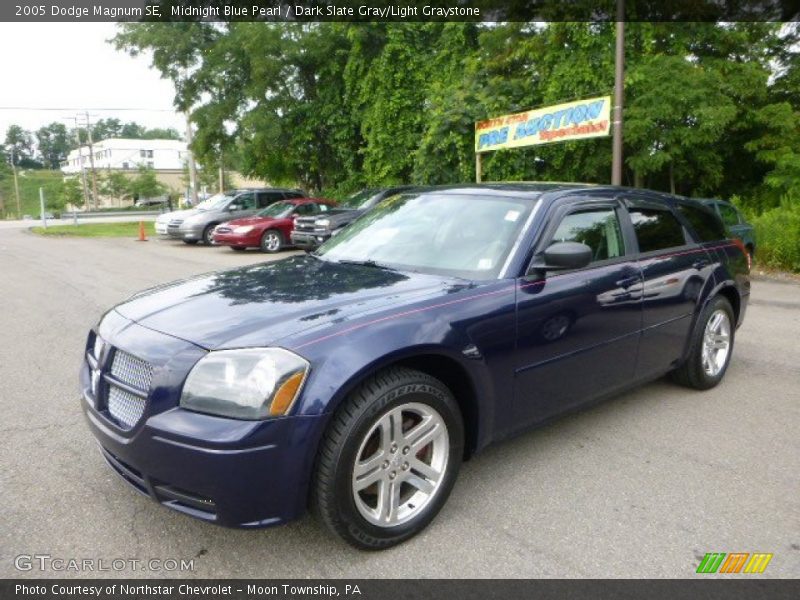 Midnight Blue Pearl / Dark Slate Gray/Light Graystone 2005 Dodge Magnum SE