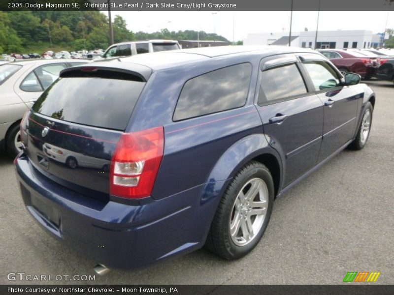 Midnight Blue Pearl / Dark Slate Gray/Light Graystone 2005 Dodge Magnum SE