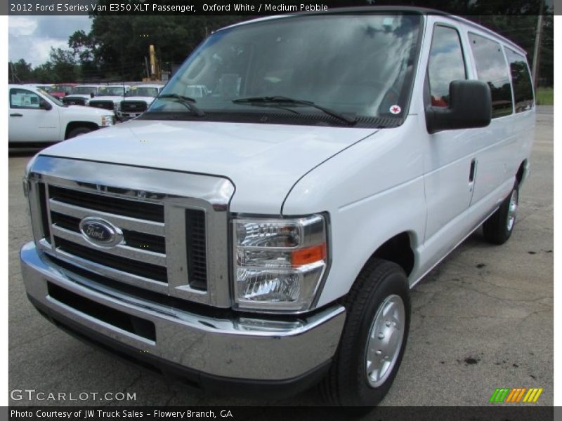 Oxford White / Medium Pebble 2012 Ford E Series Van E350 XLT Passenger