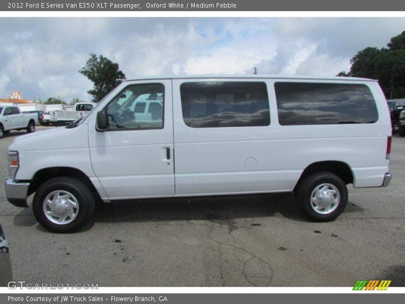 Oxford White / Medium Pebble 2012 Ford E Series Van E350 XLT Passenger