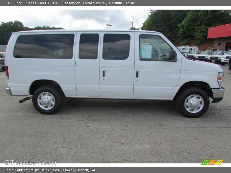 Oxford White / Medium Pebble 2012 Ford E Series Van E350 XLT Passenger
