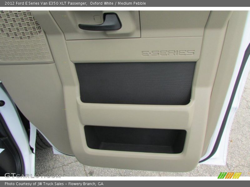 Oxford White / Medium Pebble 2012 Ford E Series Van E350 XLT Passenger