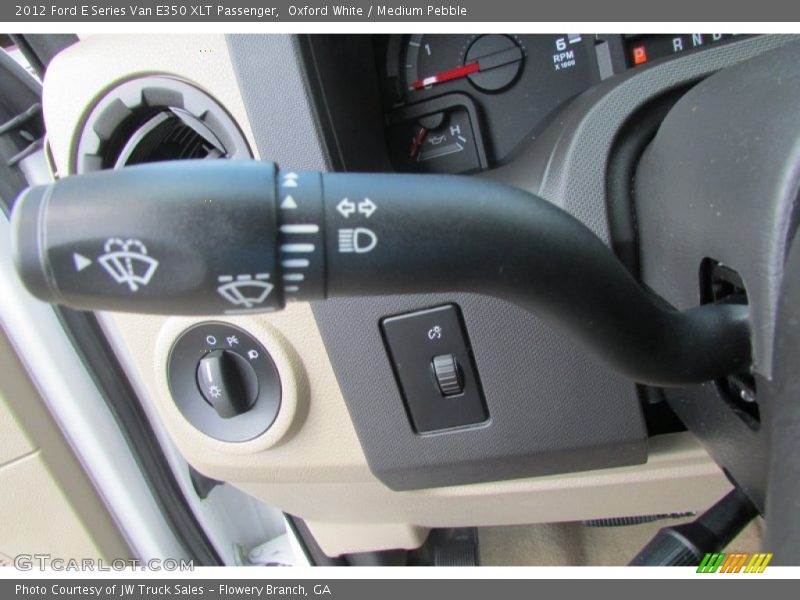 Oxford White / Medium Pebble 2012 Ford E Series Van E350 XLT Passenger