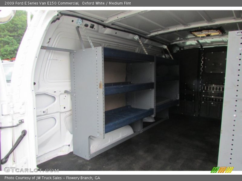 Oxford White / Medium Flint 2009 Ford E Series Van E150 Commercial
