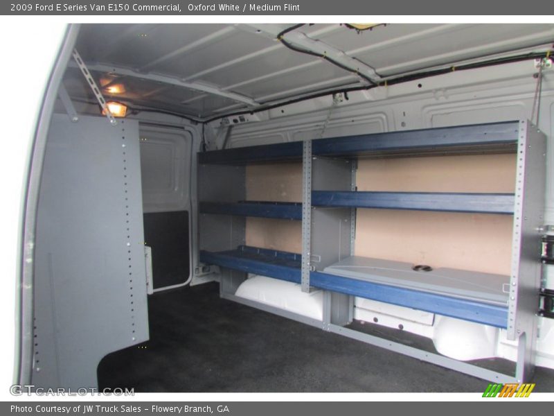 Oxford White / Medium Flint 2009 Ford E Series Van E150 Commercial