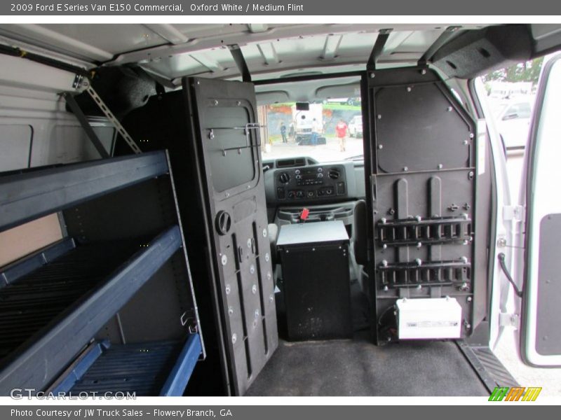 Oxford White / Medium Flint 2009 Ford E Series Van E150 Commercial