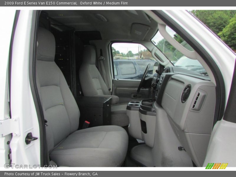 Oxford White / Medium Flint 2009 Ford E Series Van E150 Commercial
