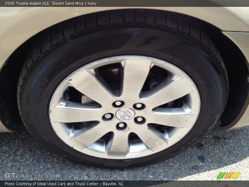 Desert Sand Mica / Ivory 2006 Toyota Avalon XLS