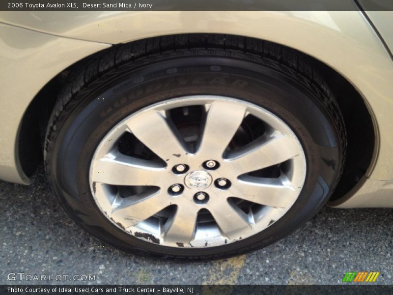 Desert Sand Mica / Ivory 2006 Toyota Avalon XLS