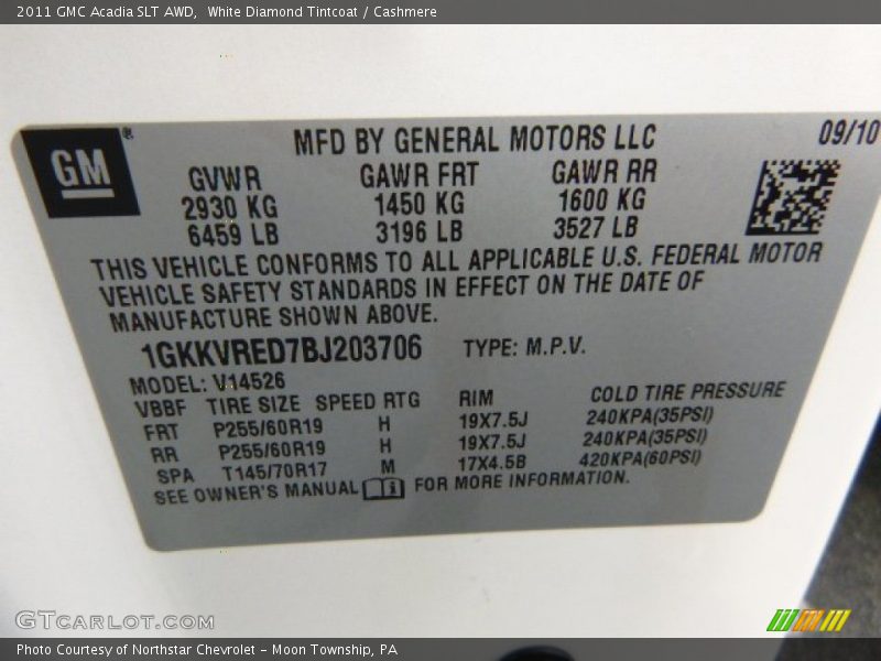White Diamond Tintcoat / Cashmere 2011 GMC Acadia SLT AWD