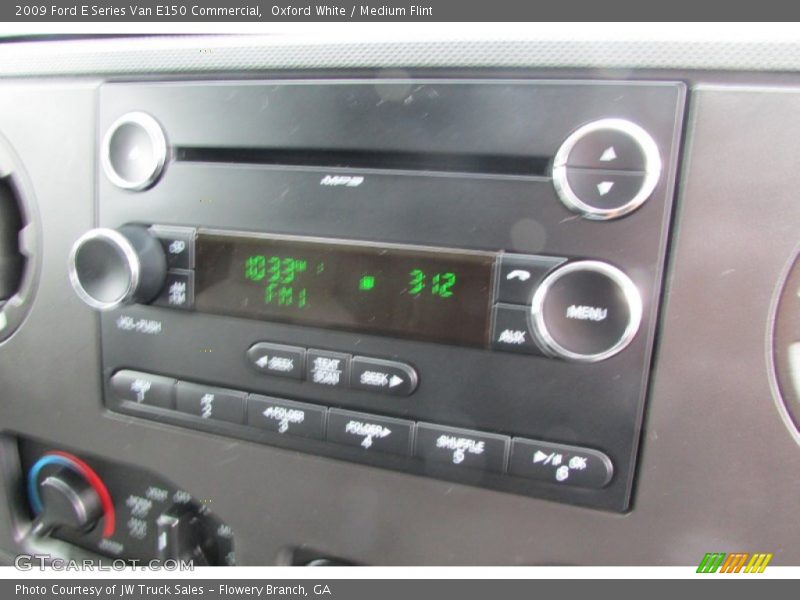 Oxford White / Medium Flint 2009 Ford E Series Van E150 Commercial
