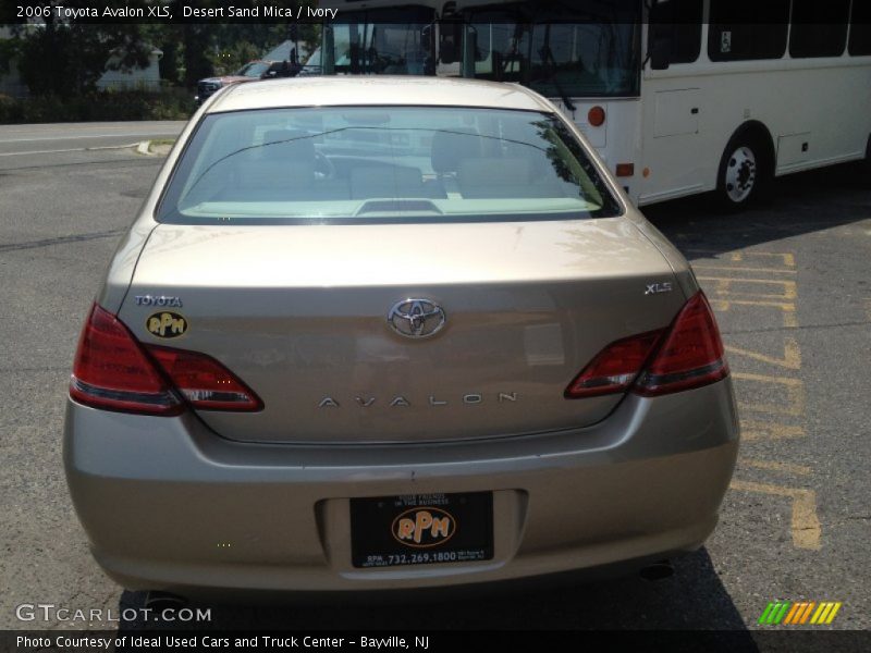 Desert Sand Mica / Ivory 2006 Toyota Avalon XLS