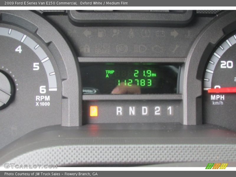 Oxford White / Medium Flint 2009 Ford E Series Van E150 Commercial