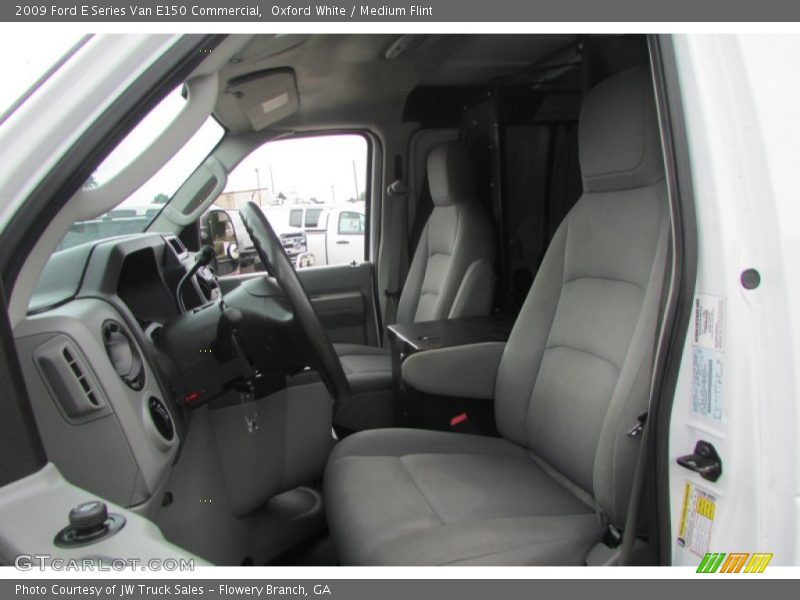Oxford White / Medium Flint 2009 Ford E Series Van E150 Commercial