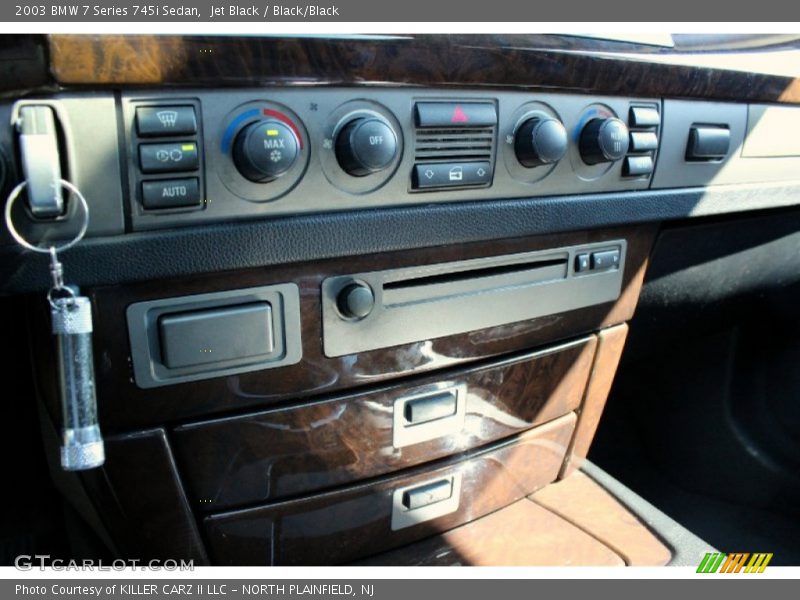 Jet Black / Black/Black 2003 BMW 7 Series 745i Sedan