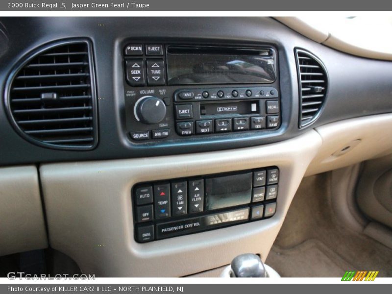 Jasper Green Pearl / Taupe 2000 Buick Regal LS
