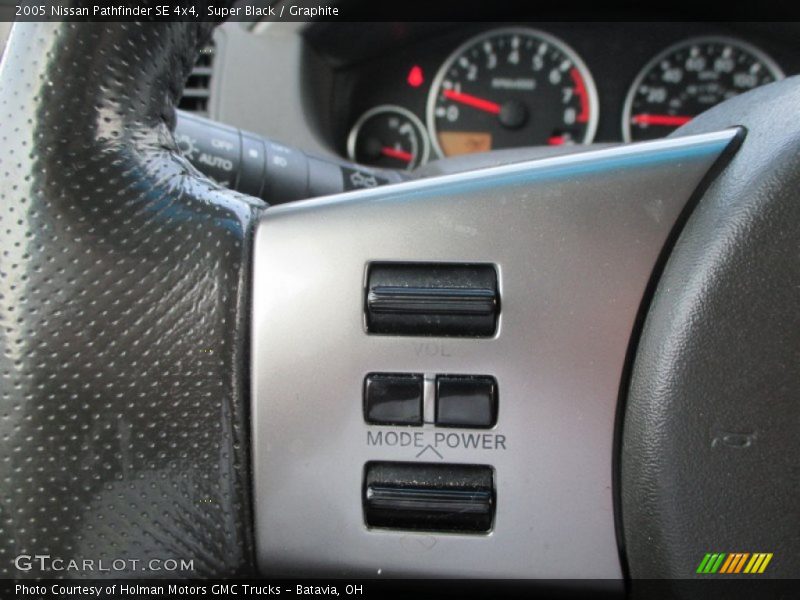 Super Black / Graphite 2005 Nissan Pathfinder SE 4x4