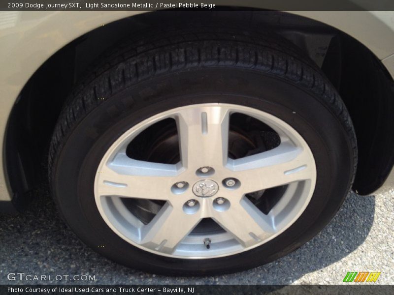Light Sandstone Metallic / Pastel Pebble Beige 2009 Dodge Journey SXT